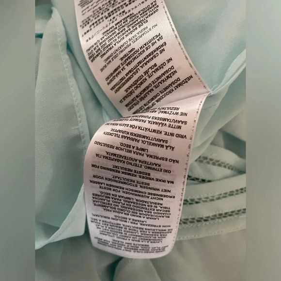 💙 Marciano Beautiful Aqua‎ Blue Cold Shoulder Blouse Small - Picture 9 of 9